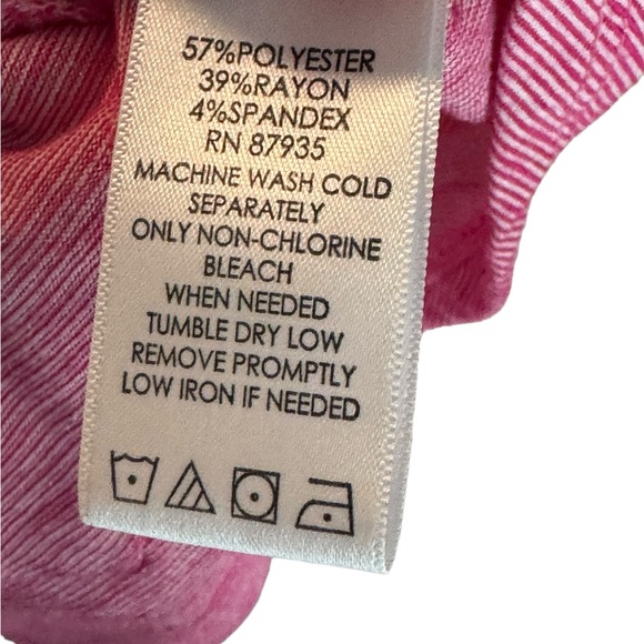 Women’s LOGO by Lori Goldstein Size Medium Pink/White Sleeveless Tunic w Pockets - Picture 9 of 9